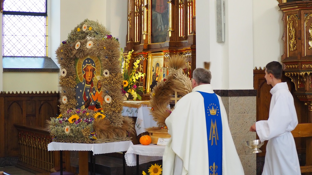 You are currently viewing Poświęcenie wieńców żniwnych